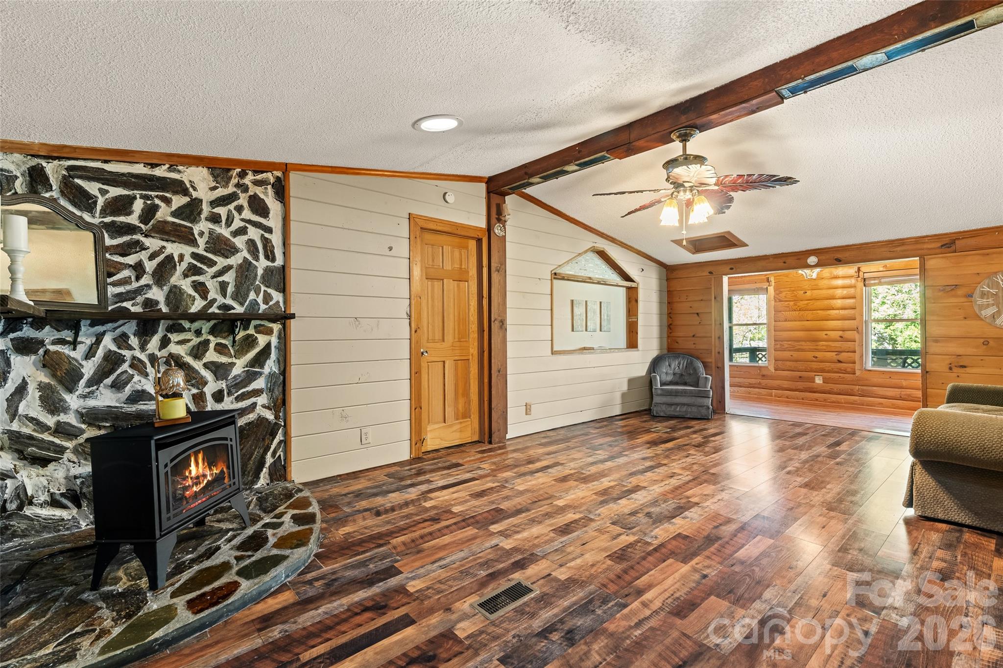 Mountain Shadows - Residential