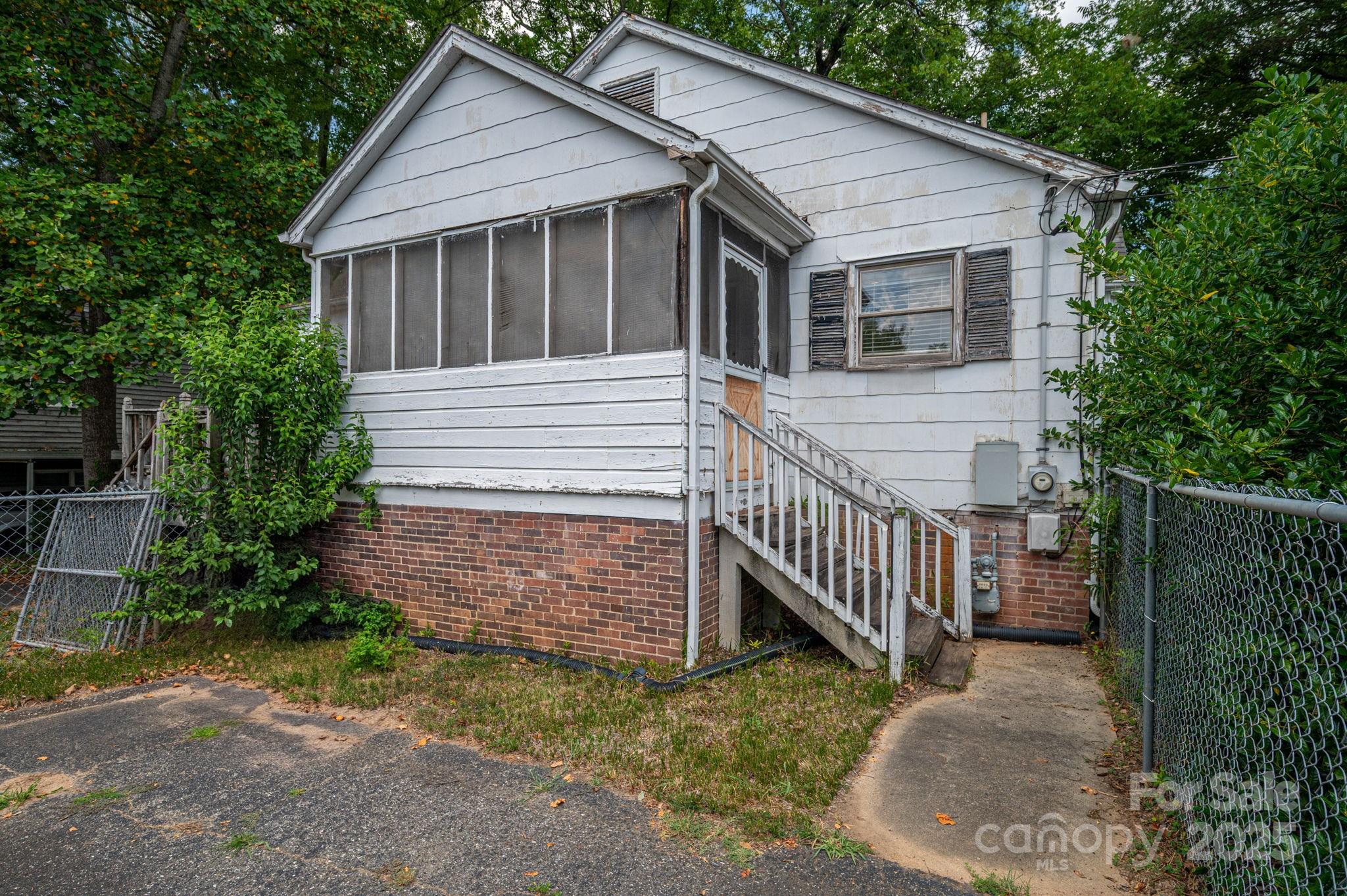 1109 Union Road