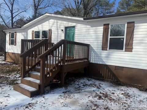 6423 Helens Way Denver NC 28037