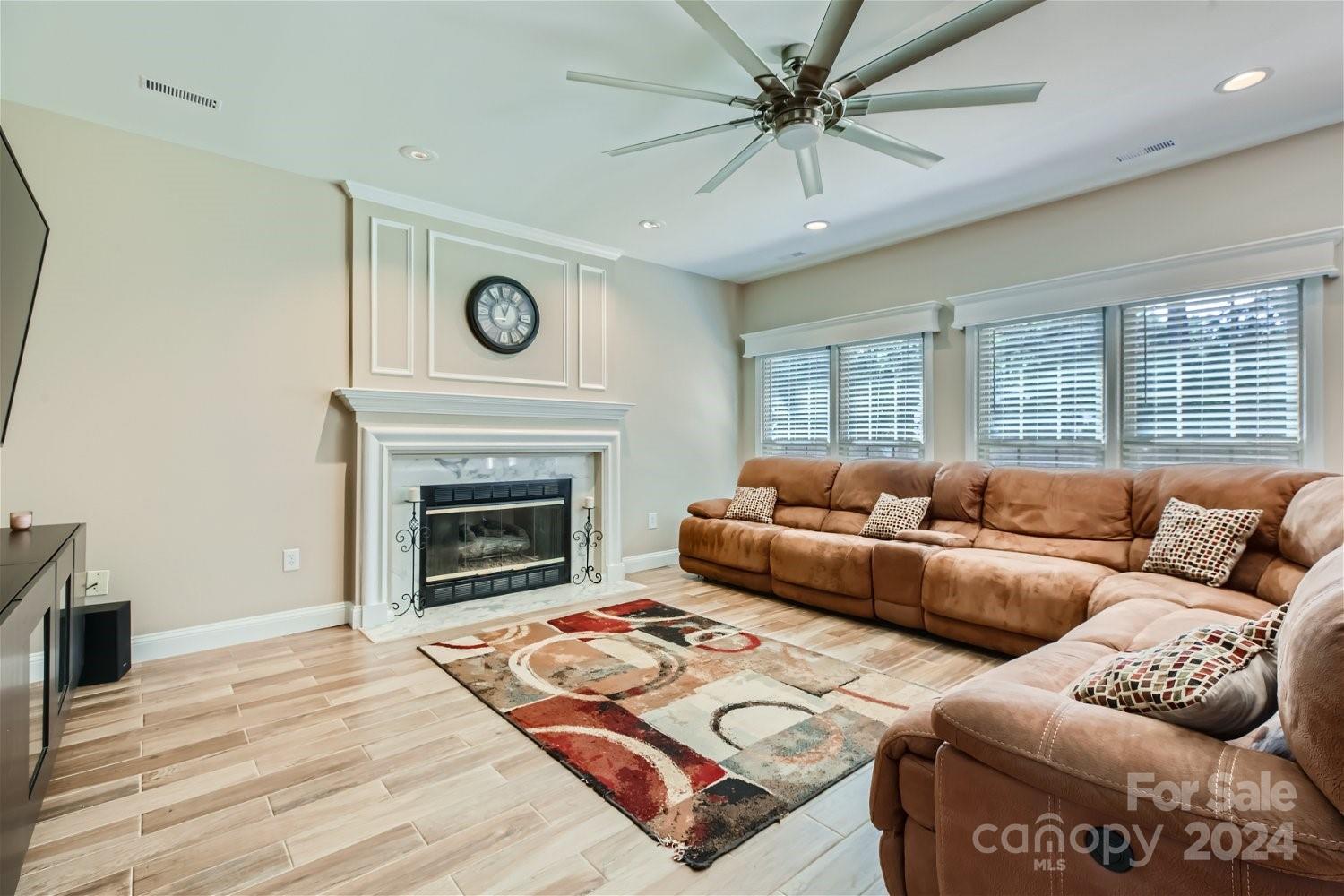 Lantern Green - Residential