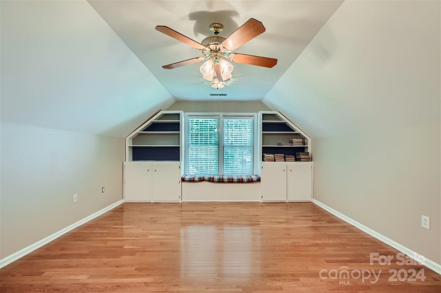 Lantern Green - Residential