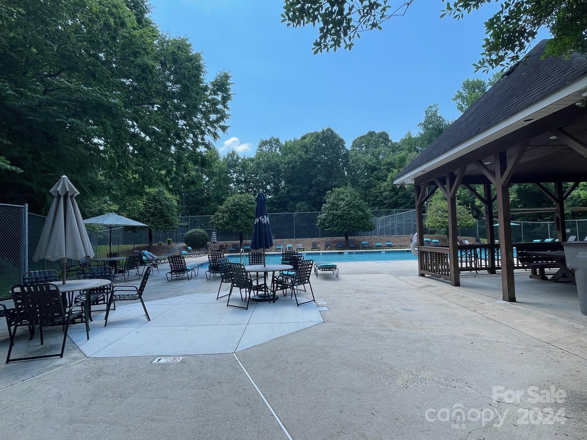 Lantern Green - Residential