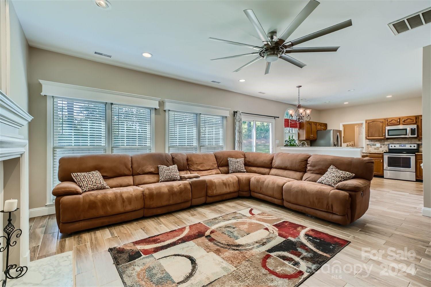 Lantern Green - Residential