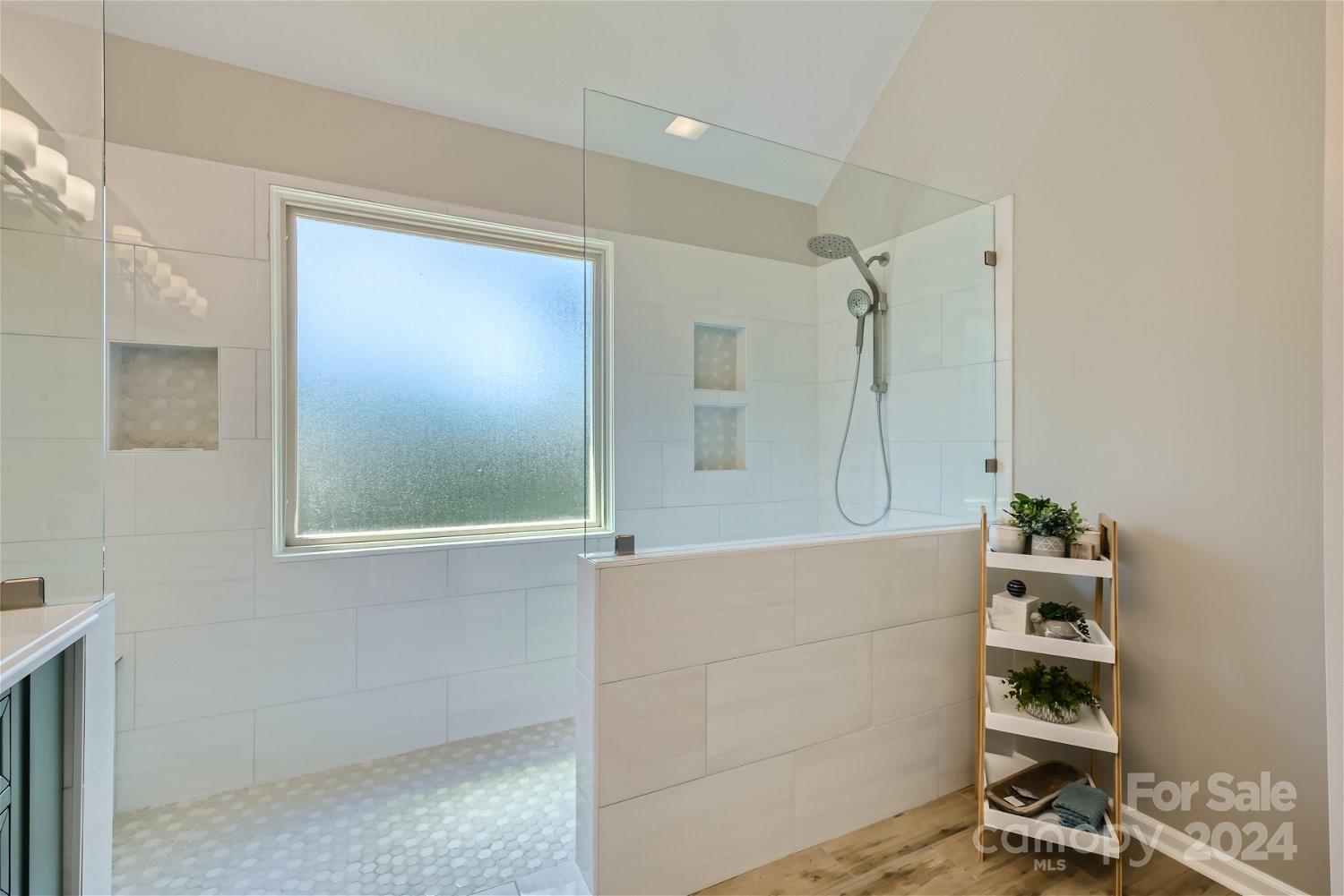 Lantern Green - Residential