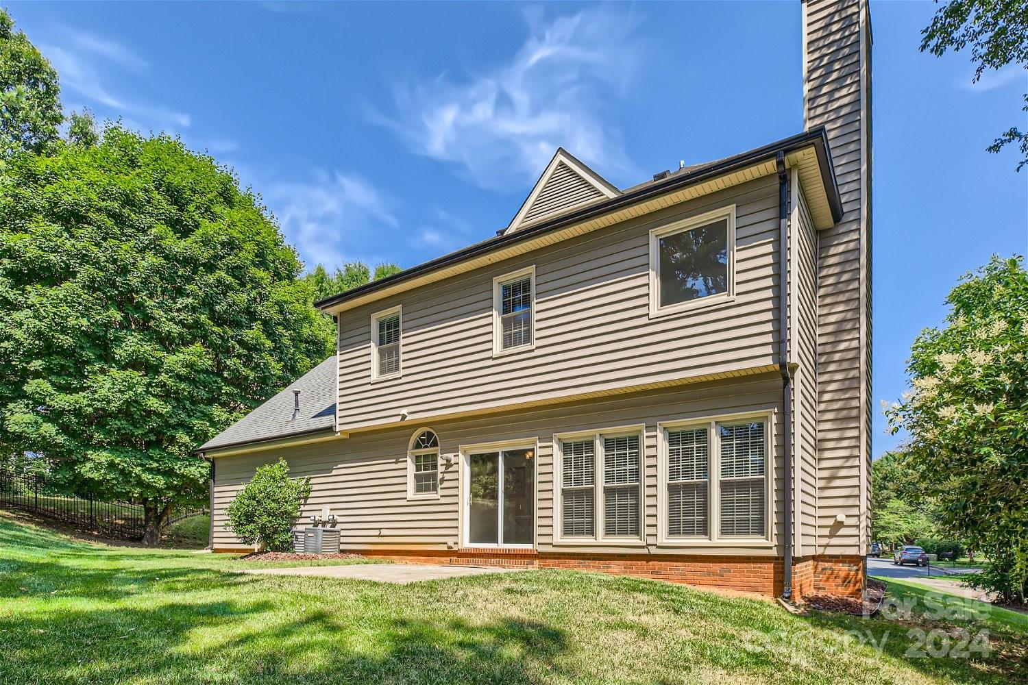 Lantern Green - Residential