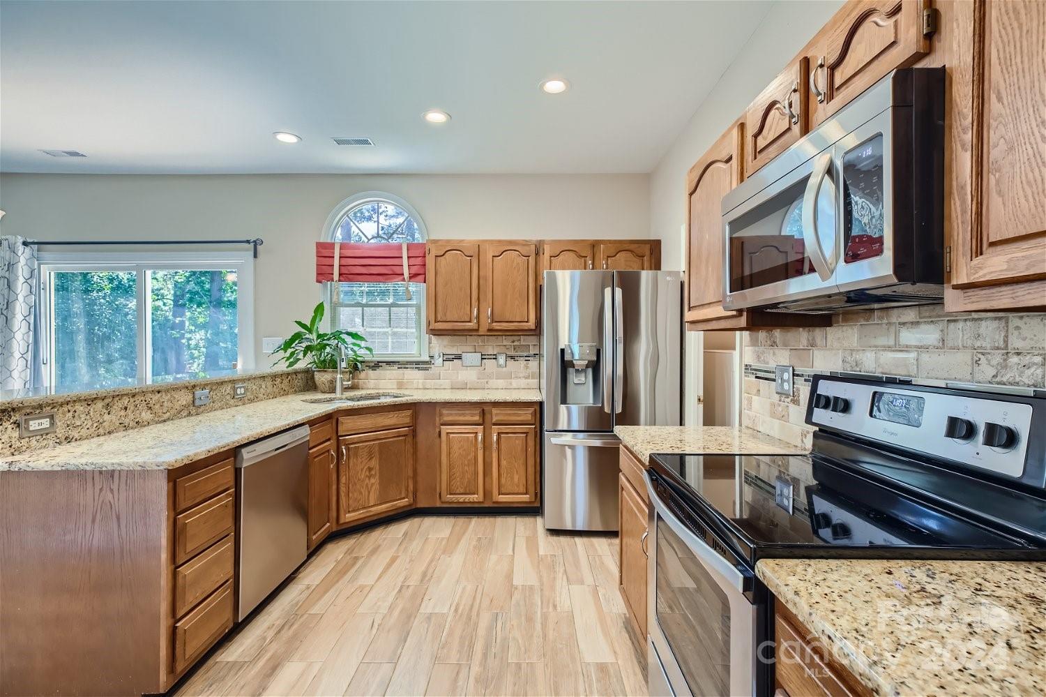 Lantern Green - Residential