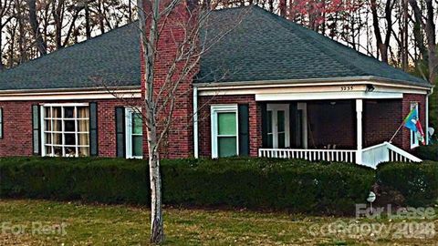 Photo of 3235 Archdale Drive, Charlotte, NC 28210 (MLS # 4345339)