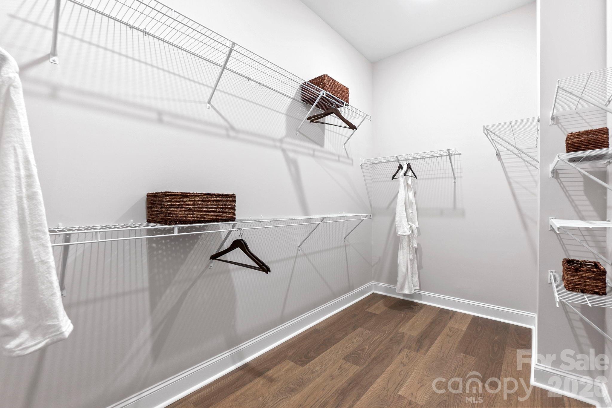 The Estates at Sugar Creek - Residential