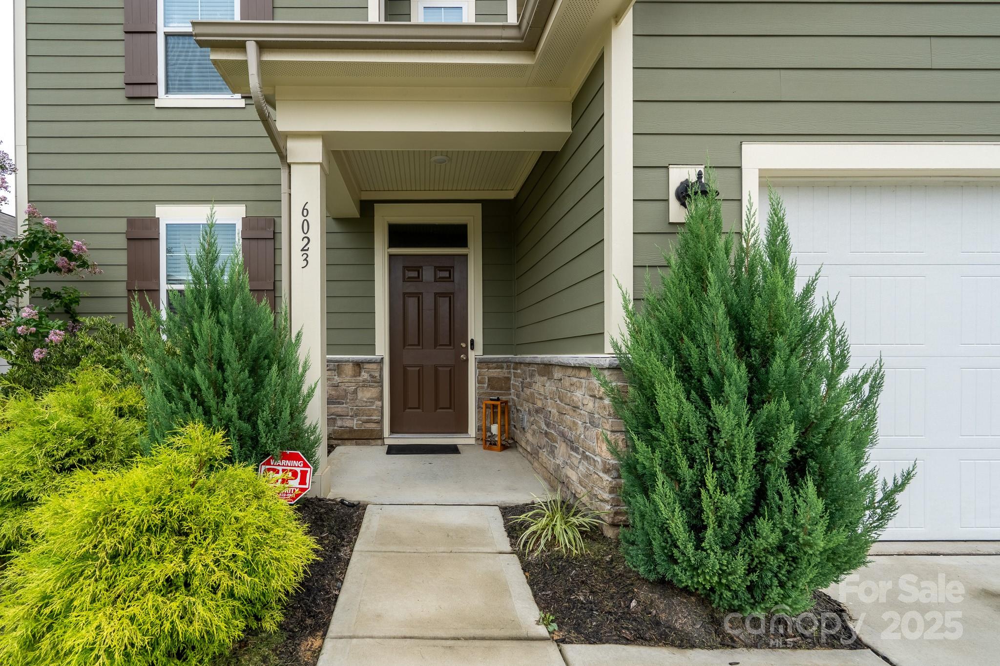 6023 Walkers Run Drive