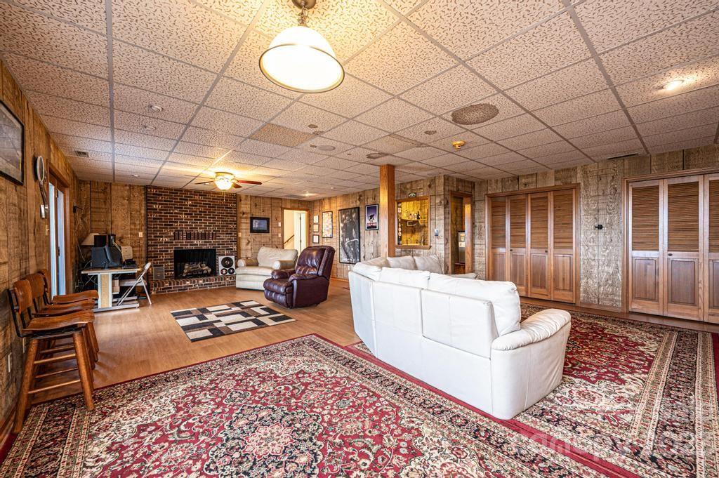 Mineral Springs - Residential