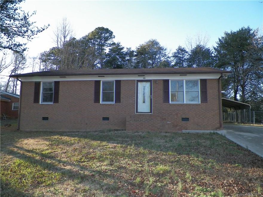 SUPER CLEAN, AFFORDABLE 3BR, 1BA BRICK RANCH home in cul-de-sac.  Minimal traffic!  NEWLY painted in and out!  NEW carpet all bedrooms, NEW interior doors; deck pressure washed and re-coated.  HARDWOODS in the den, tile in the kitchen.  Range, refrigerator, washer, dryer included.  Detached double carport(approx. 19 X 19').  Conveniently located to all amenities; come see!