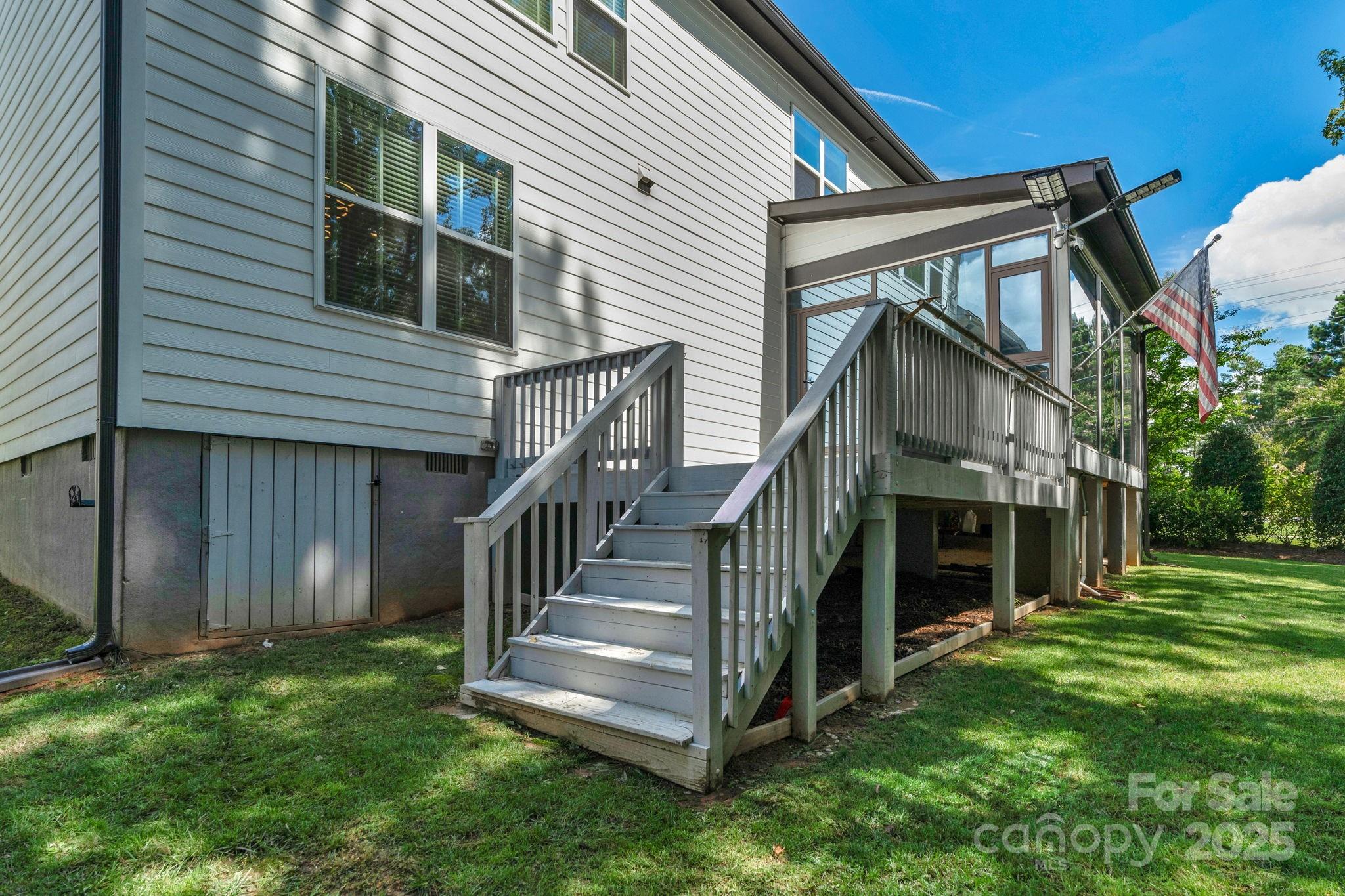 Hawk Haven - Residential