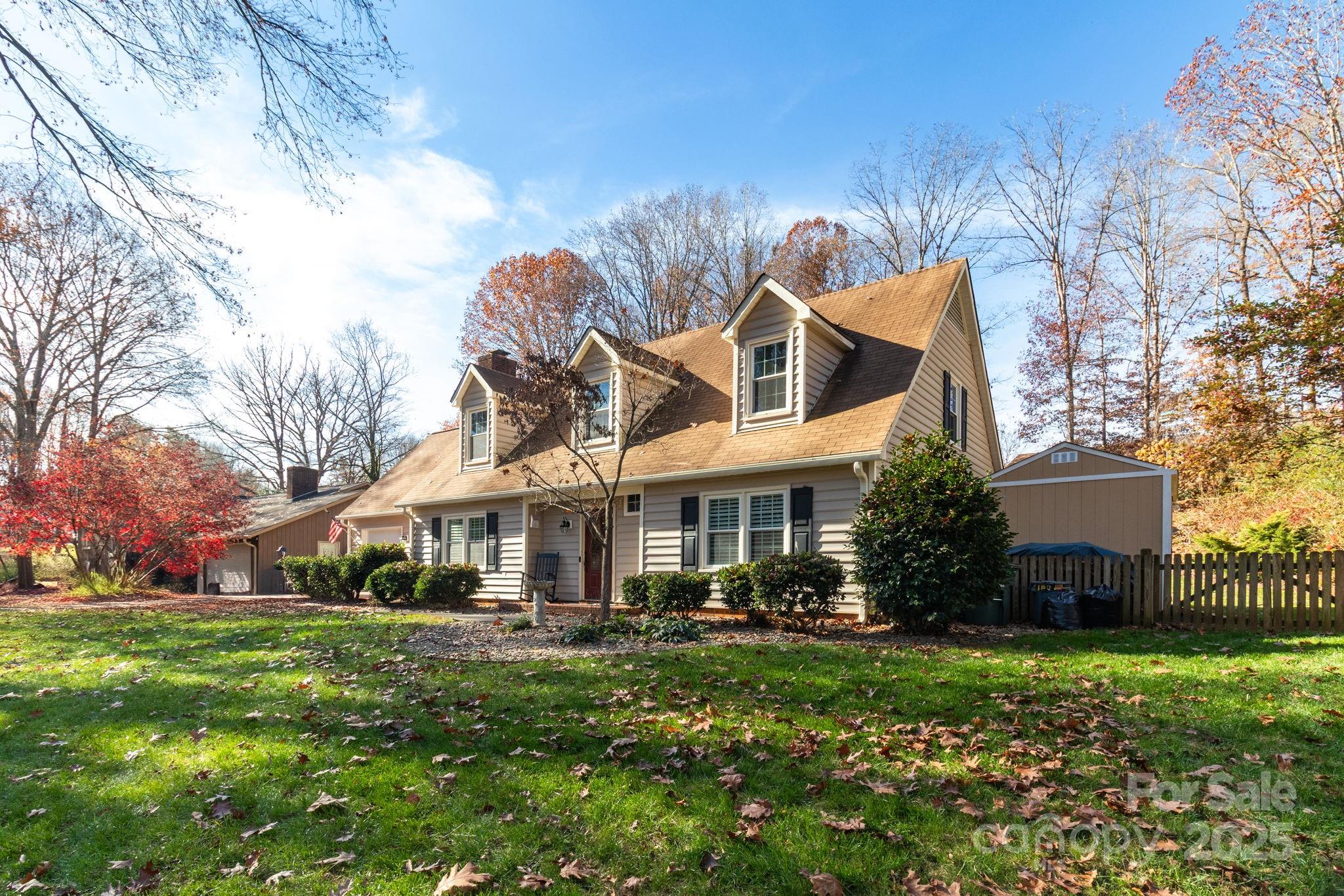 438 Valley meade Drive 43