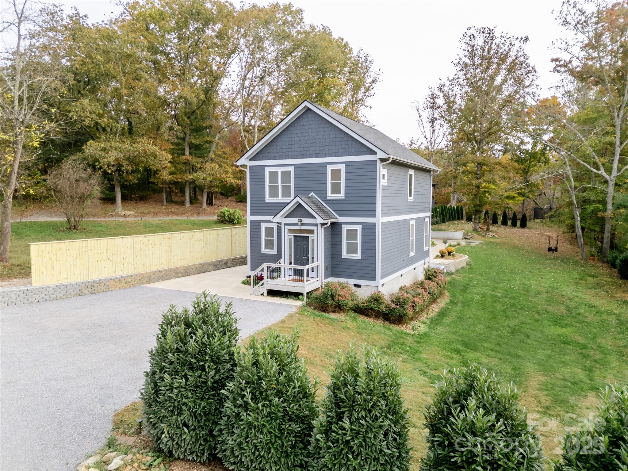 11 Pine Ridge Road