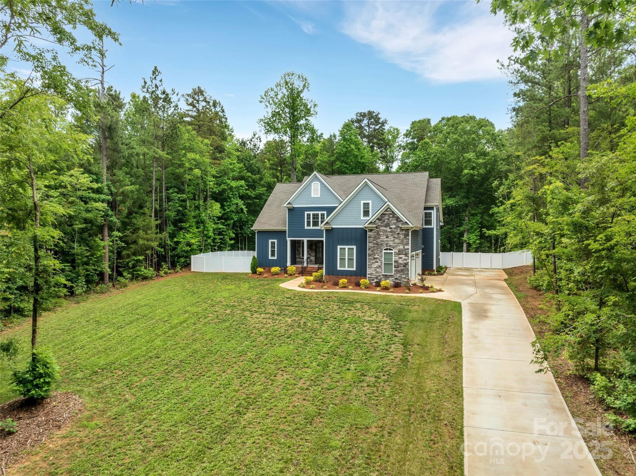 1622 Hunters Place Road