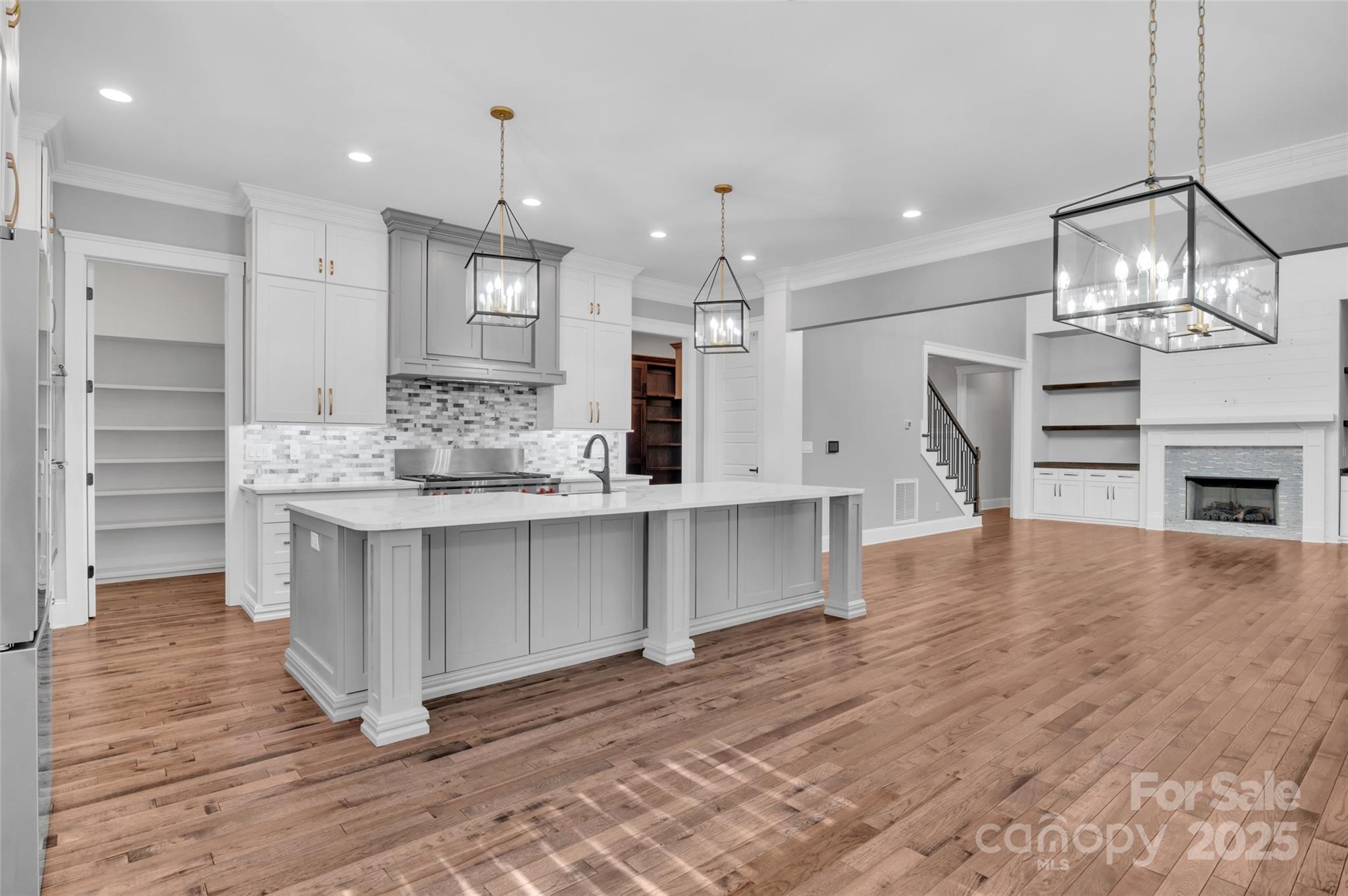 1622 Hunters Place Road