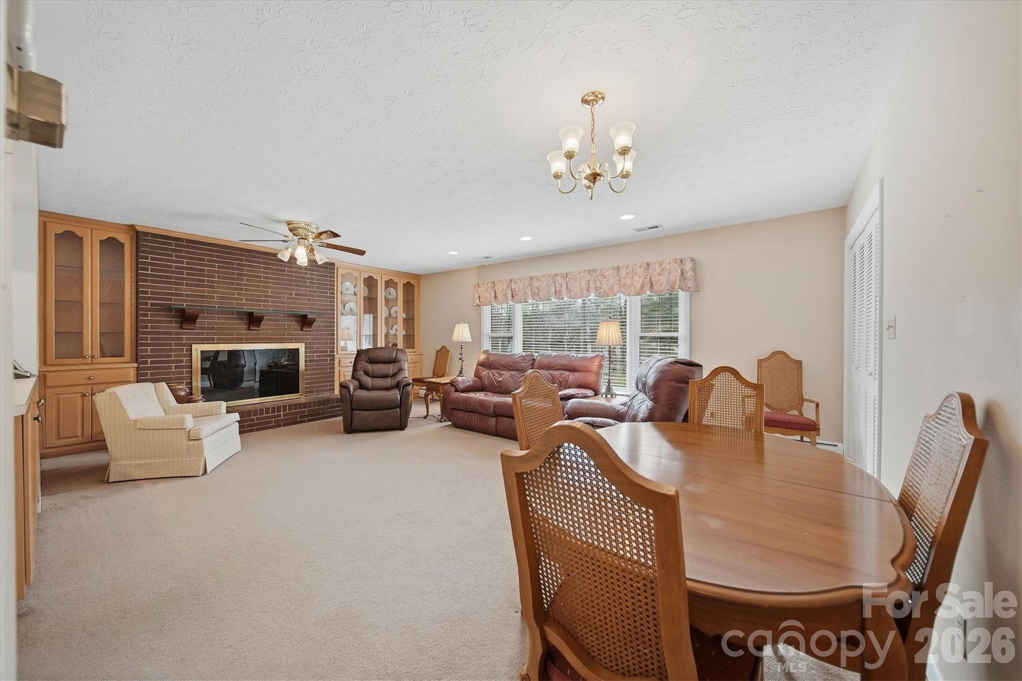 406 Wedgewood Place SW