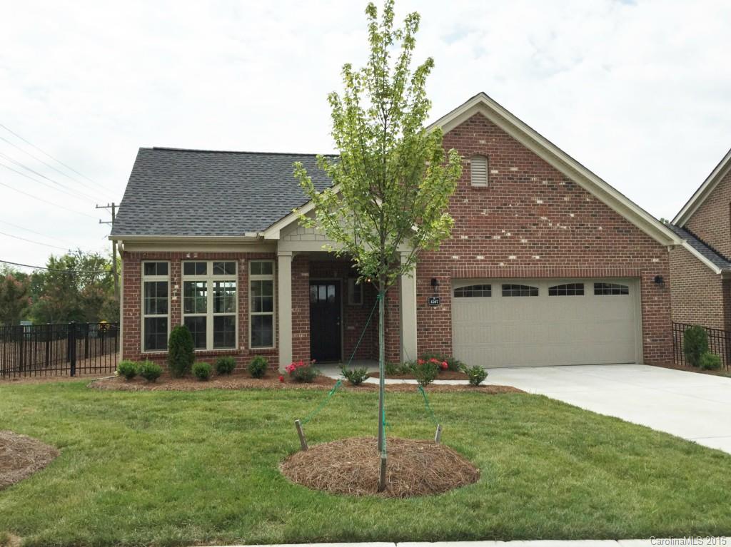 Courtyards at Harrisburg - Residential