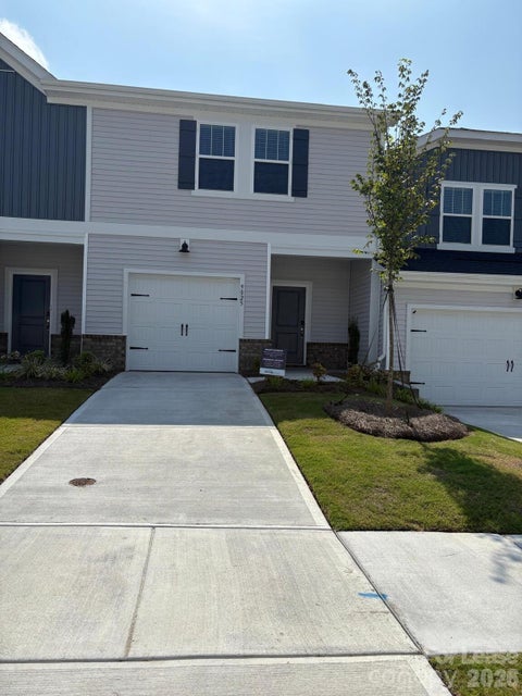 Photo of 9025 Foggy Brook Loop, Charlotte, NC 28216 (MLS # 4418998)