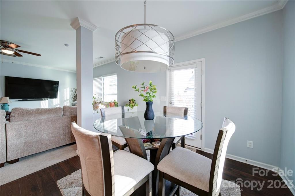 Newport Lakes - Residential