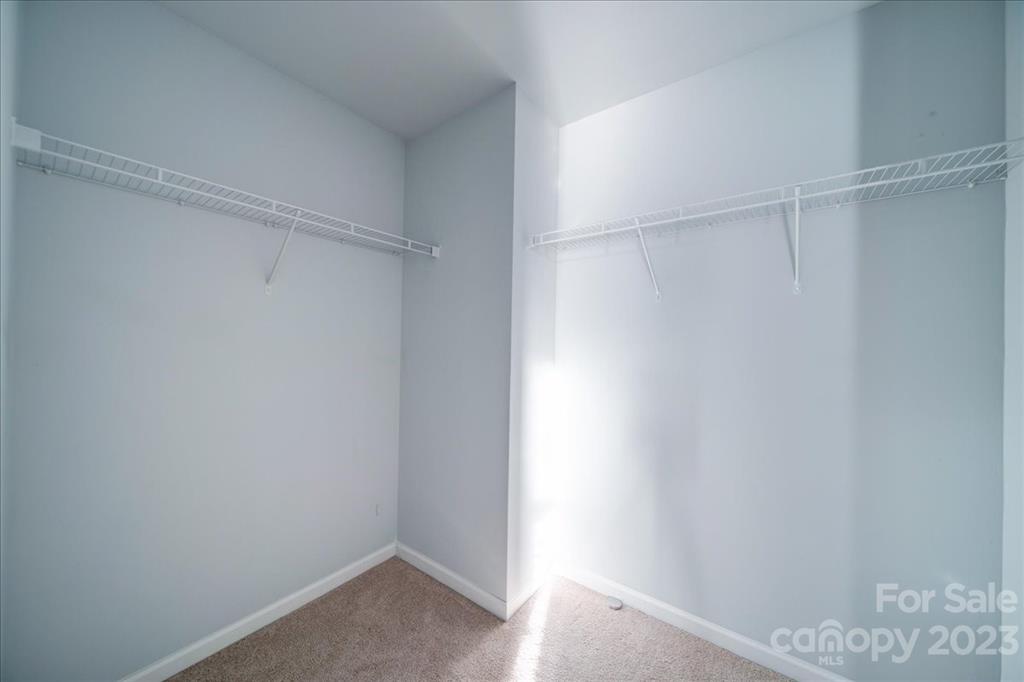 Newport Lakes - Residential