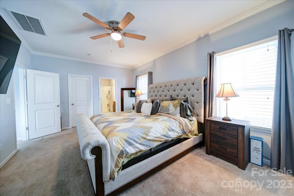 Newport Lakes - Residential