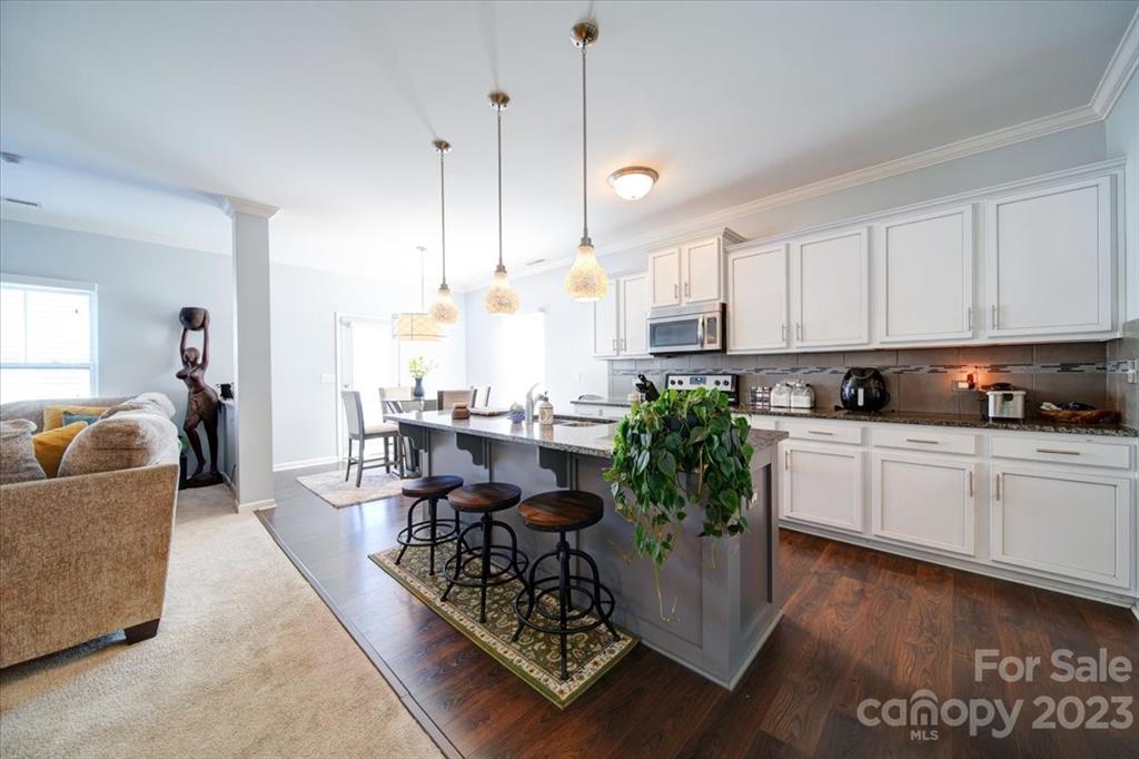 Newport Lakes - Residential