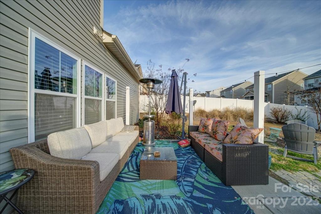 Newport Lakes - Residential