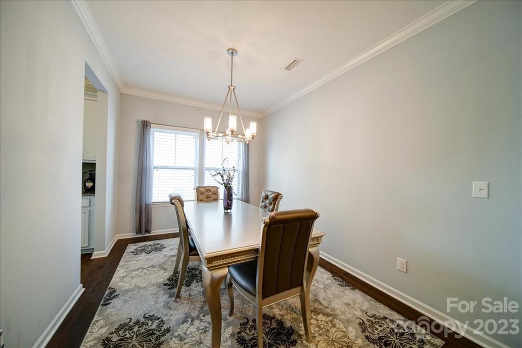 Newport Lakes - Residential