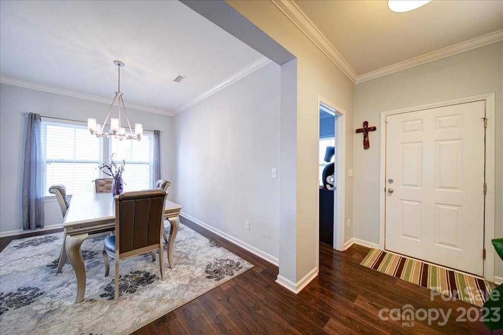 Newport Lakes - Residential