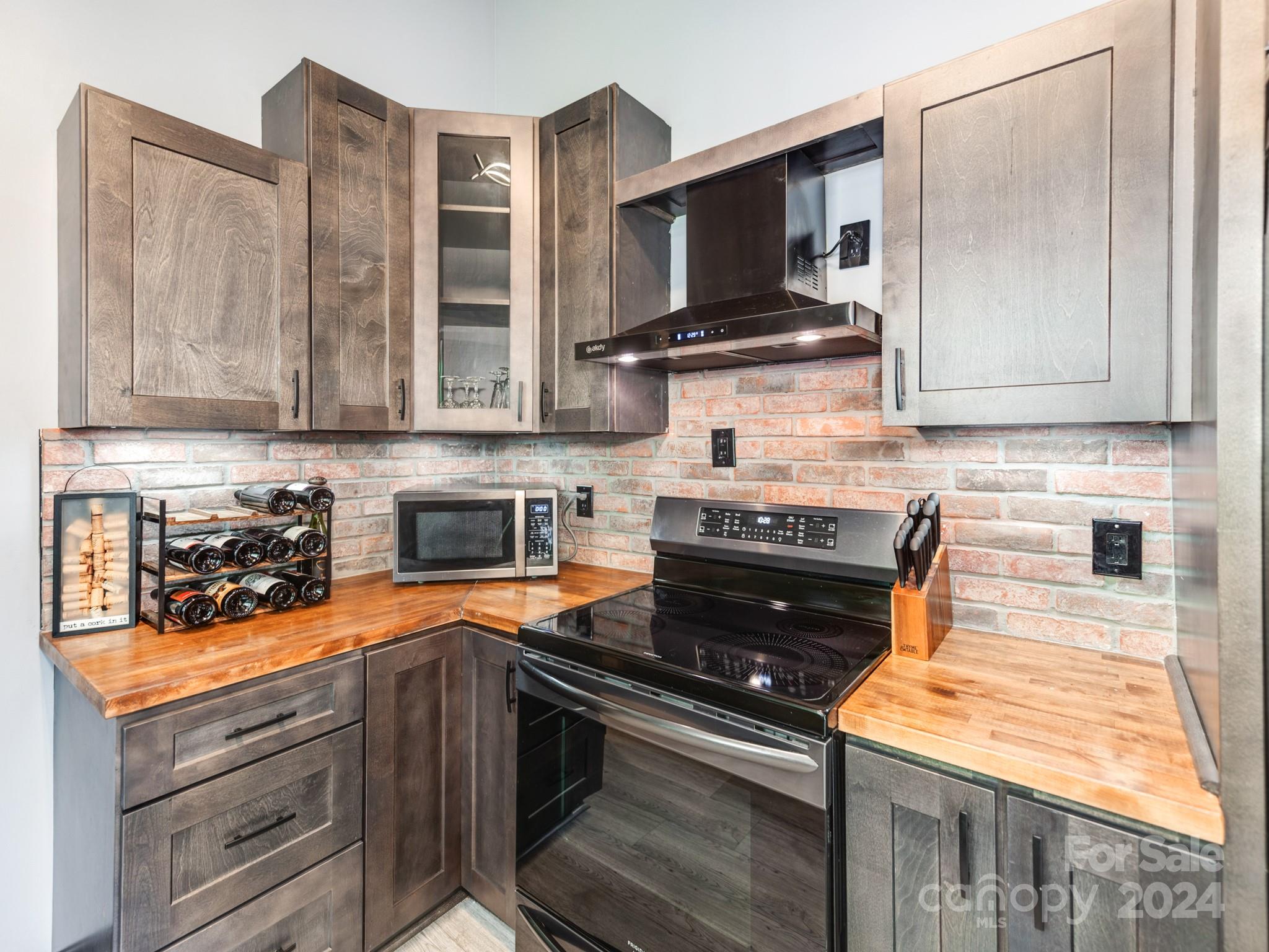 Taylor Oaks - Residential