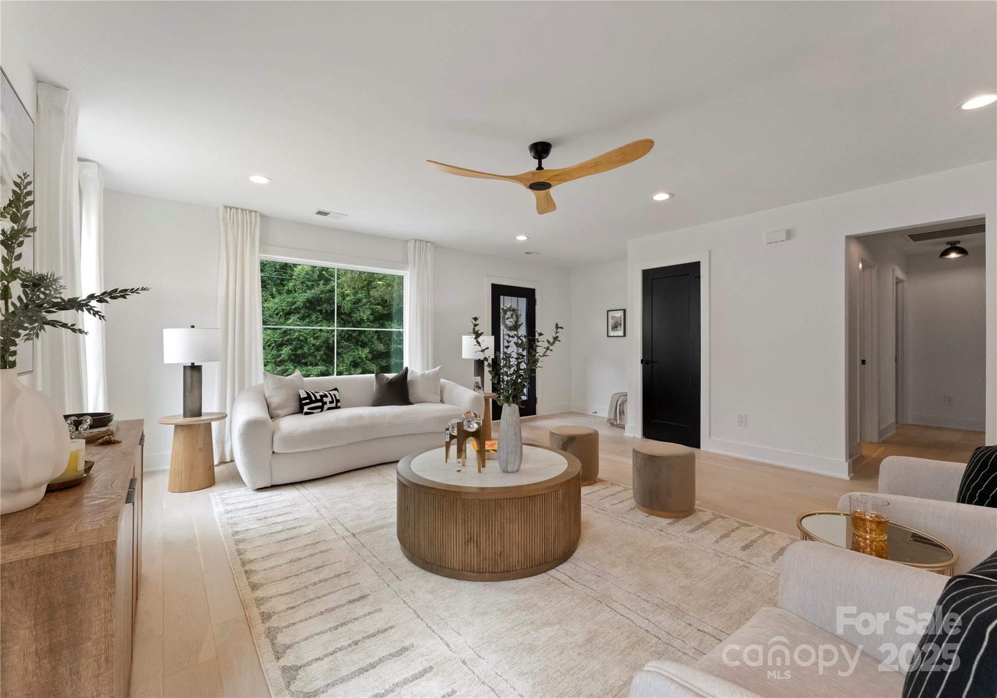 2808 Hilliard Drive