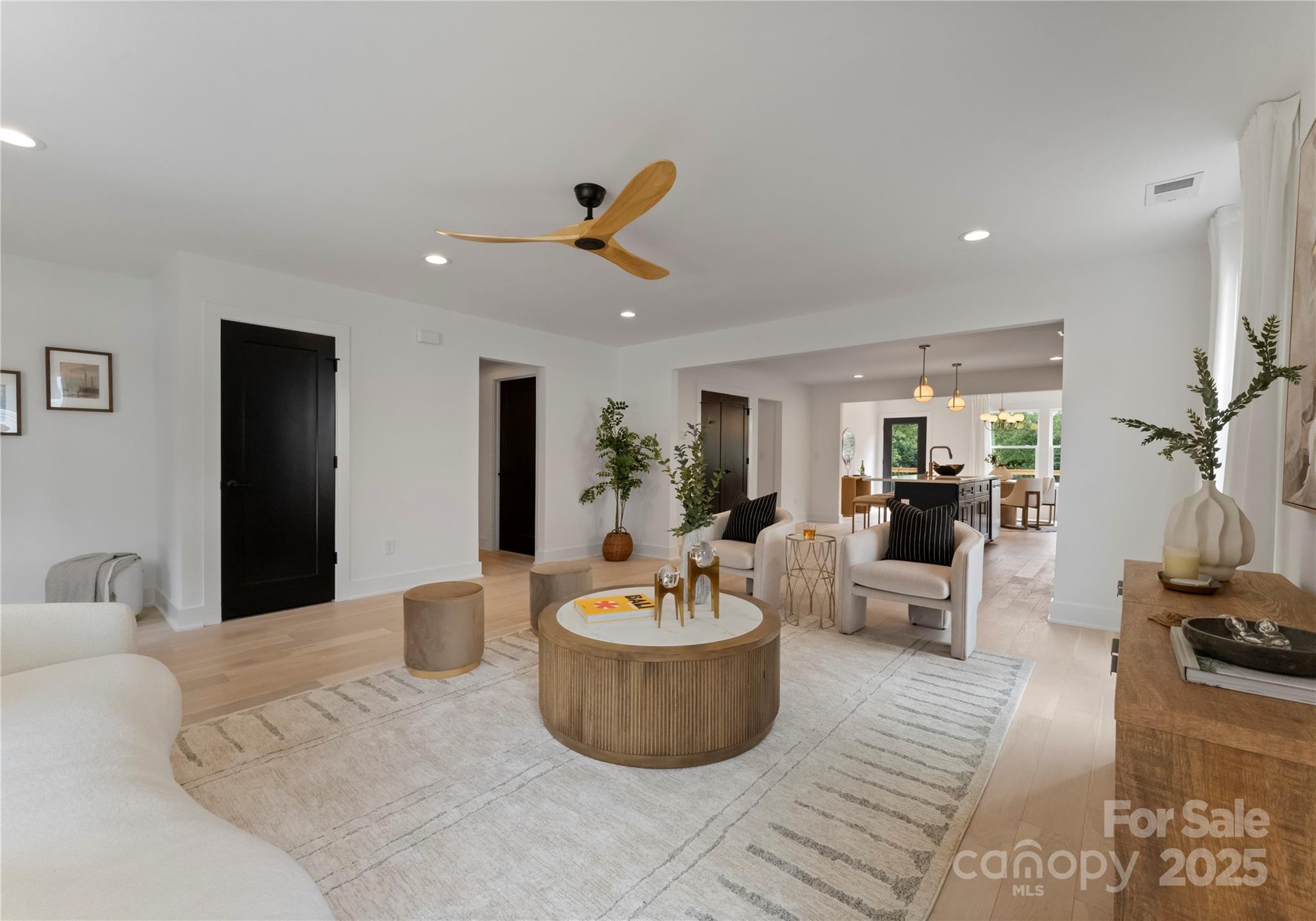 2808 Hilliard Drive