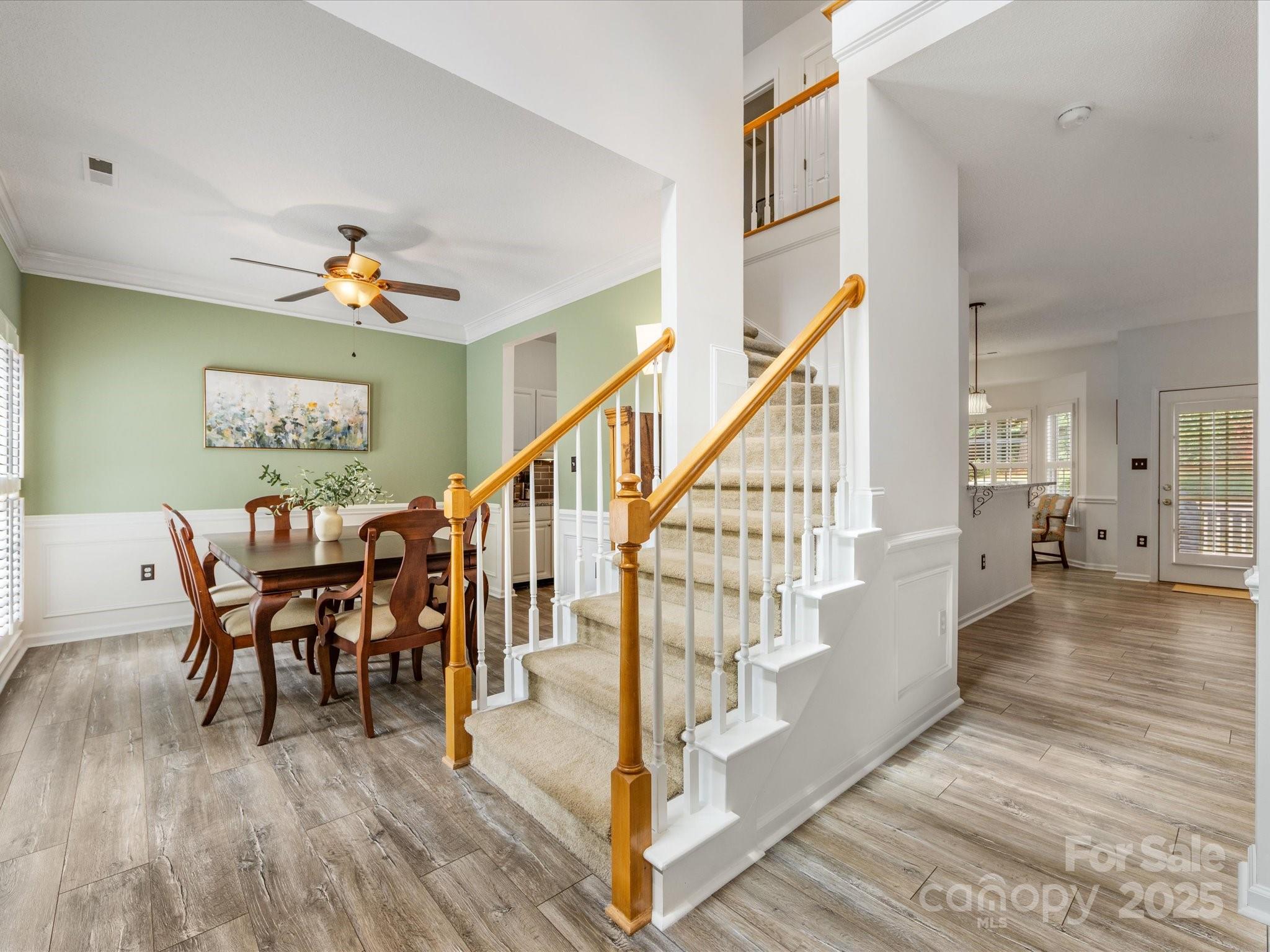 6825 Fairway Point Drive