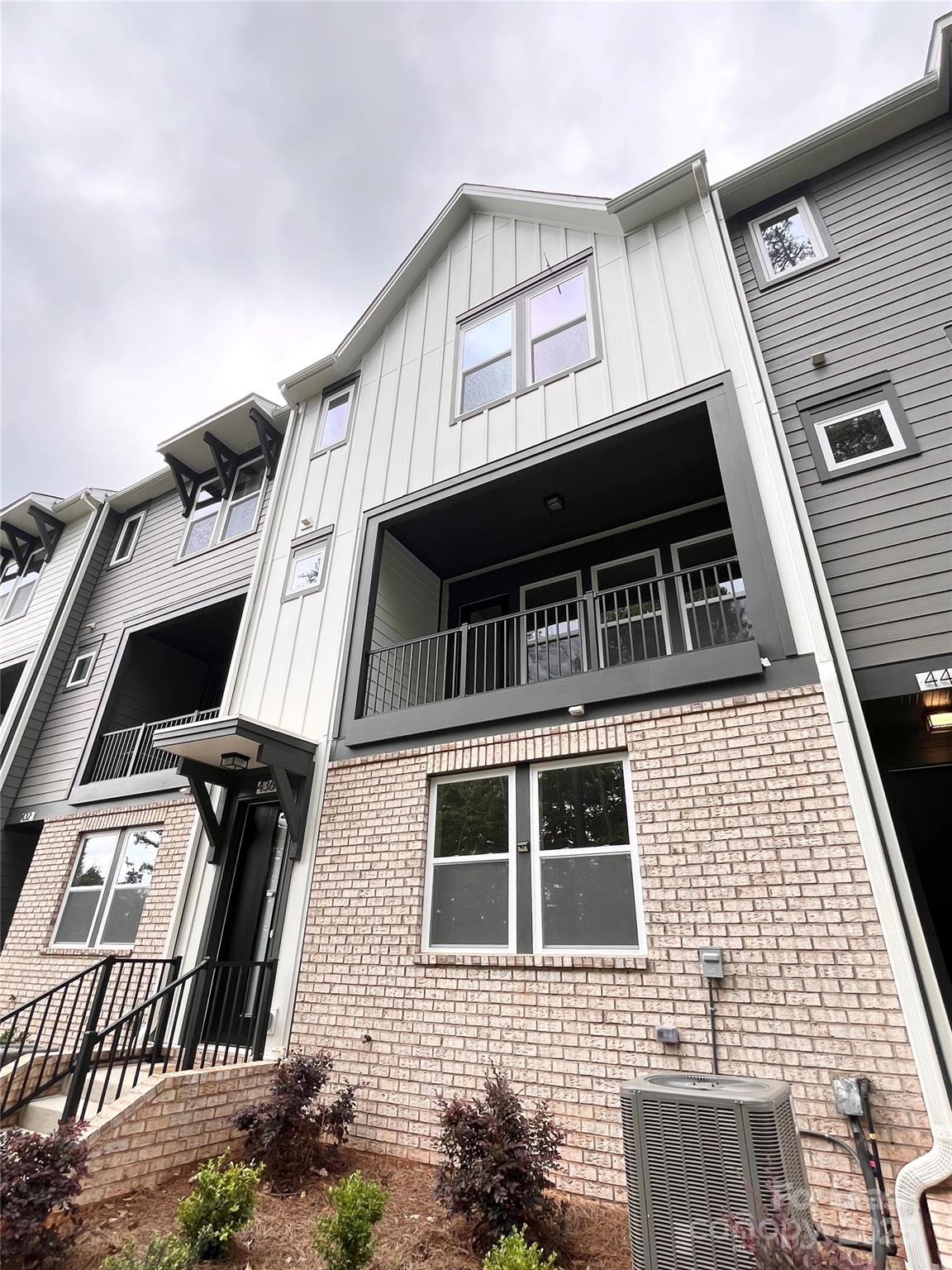 Brixton Towns - Residential Lease