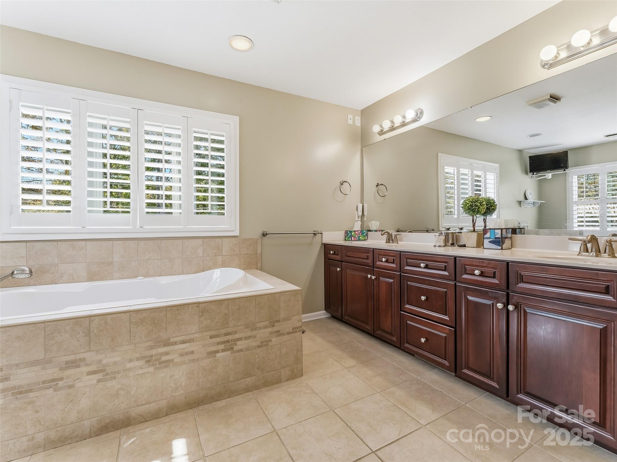 Melrose Heights - Residential