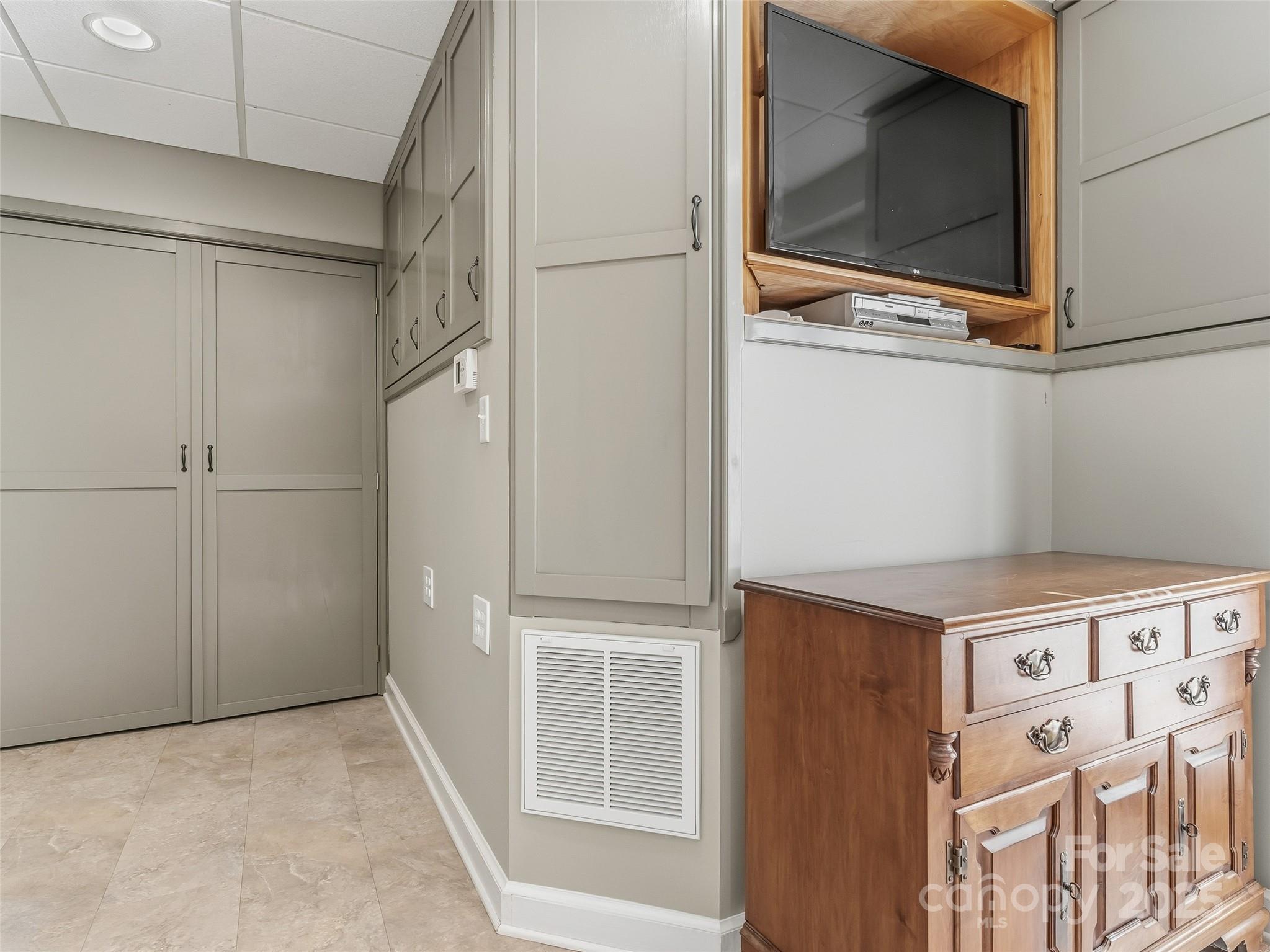 Melrose Heights - Residential