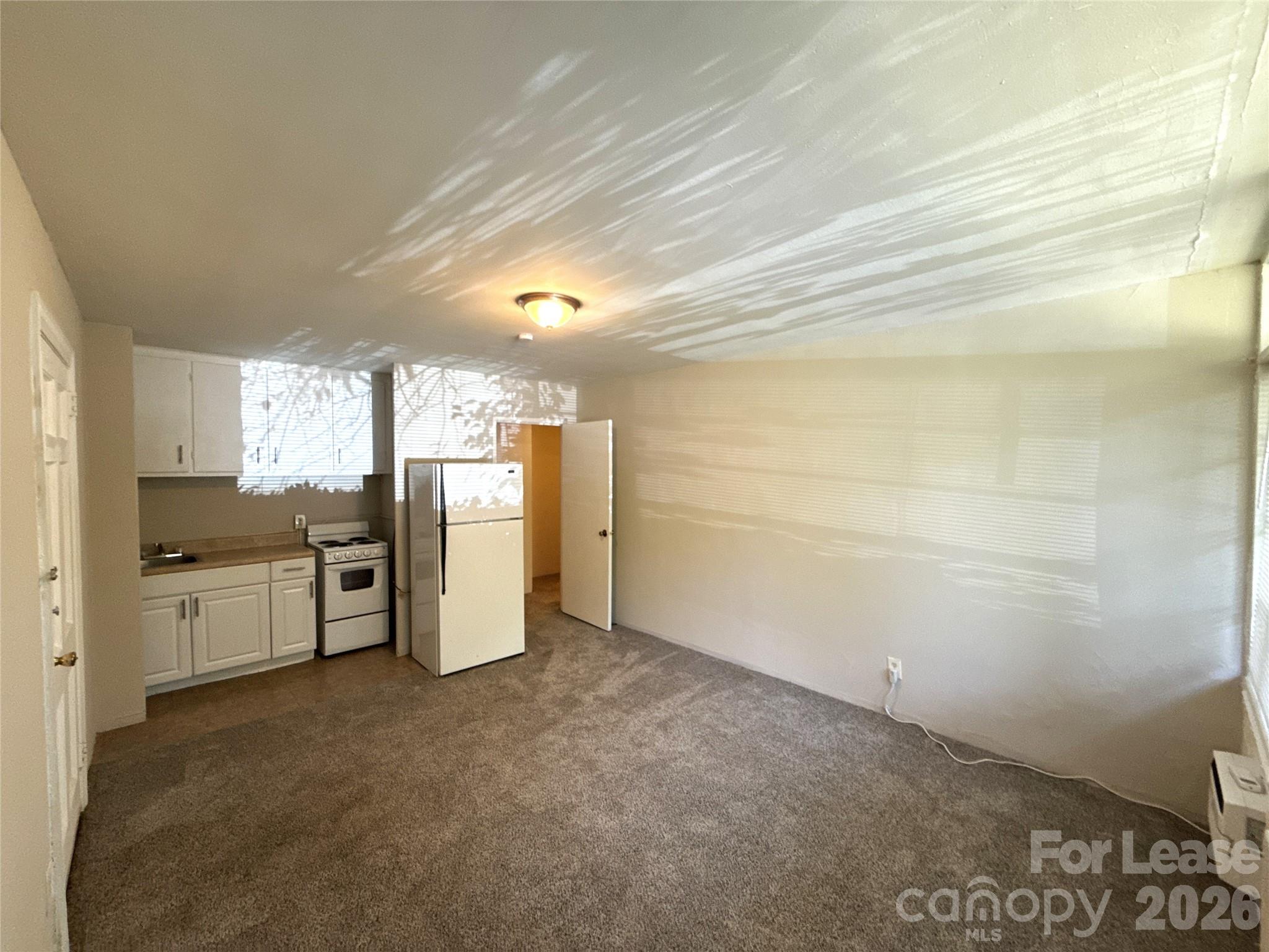 2126 E 7th Street 107