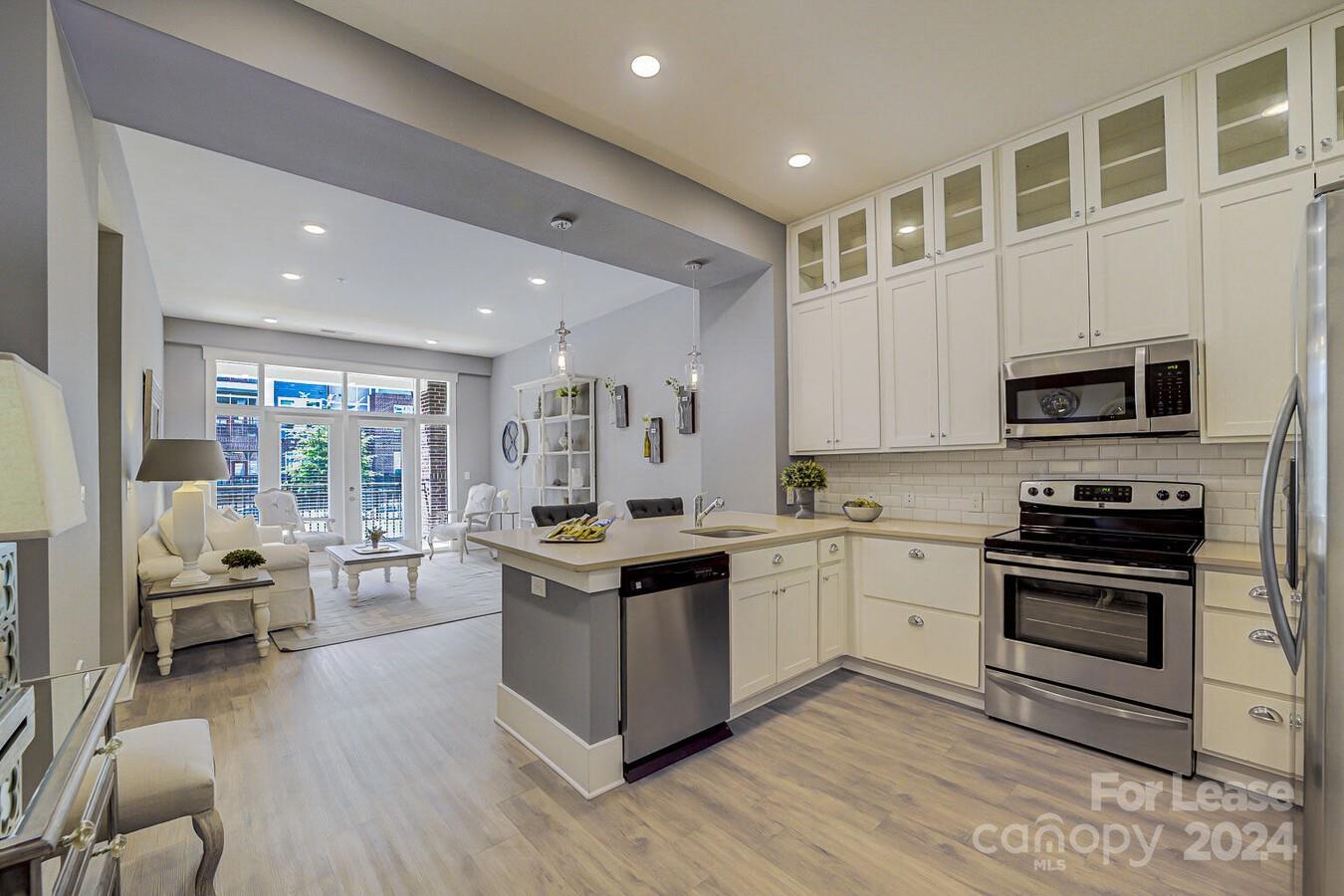 Huntersville, North Carolina 28078, United States, 1 Bedroom Bedrooms, ,1 BathroomBathrooms,Residential,Active,62899