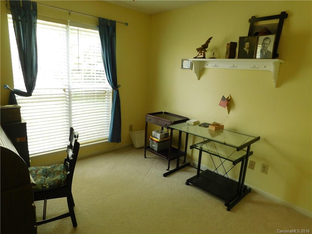 Falcon Chase - Residential