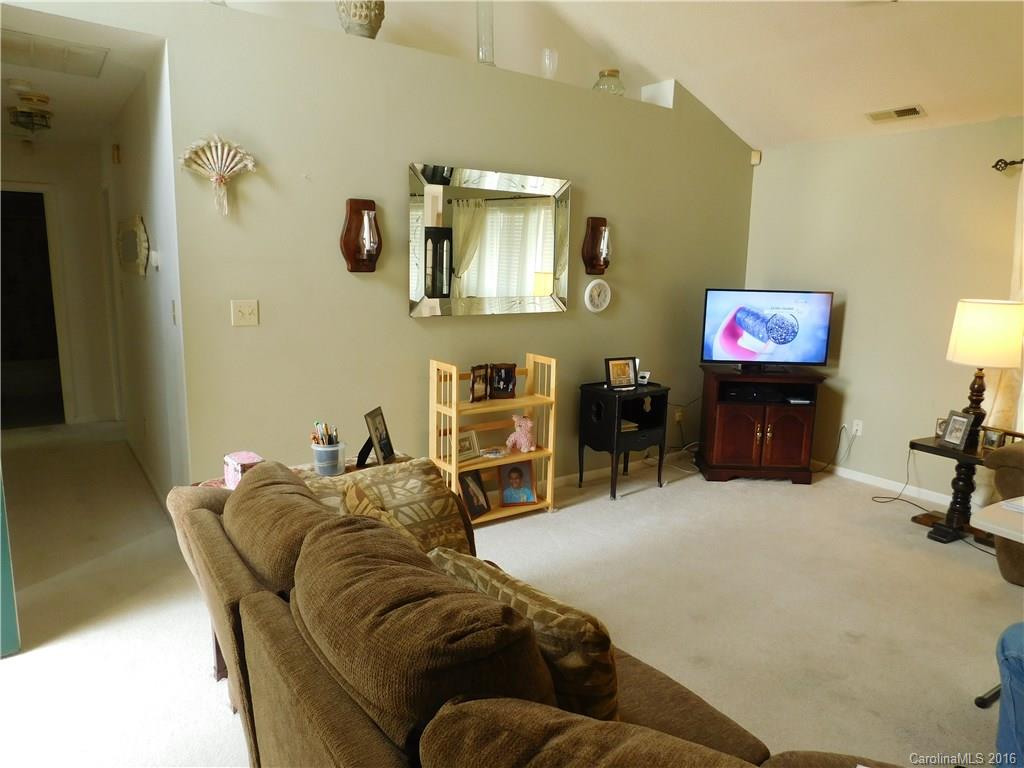 Falcon Chase - Residential