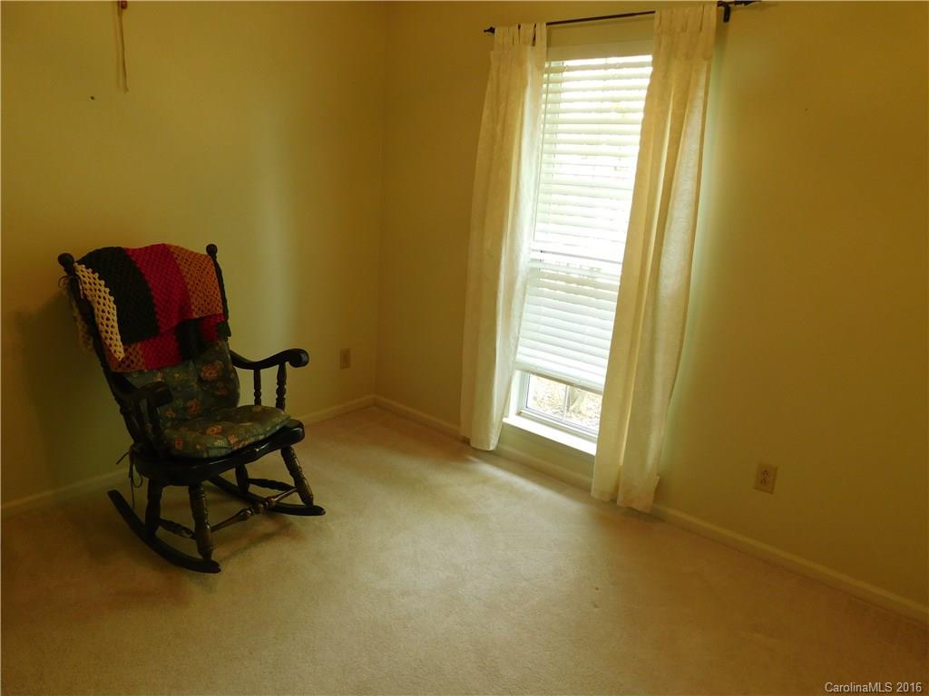 Falcon Chase - Residential