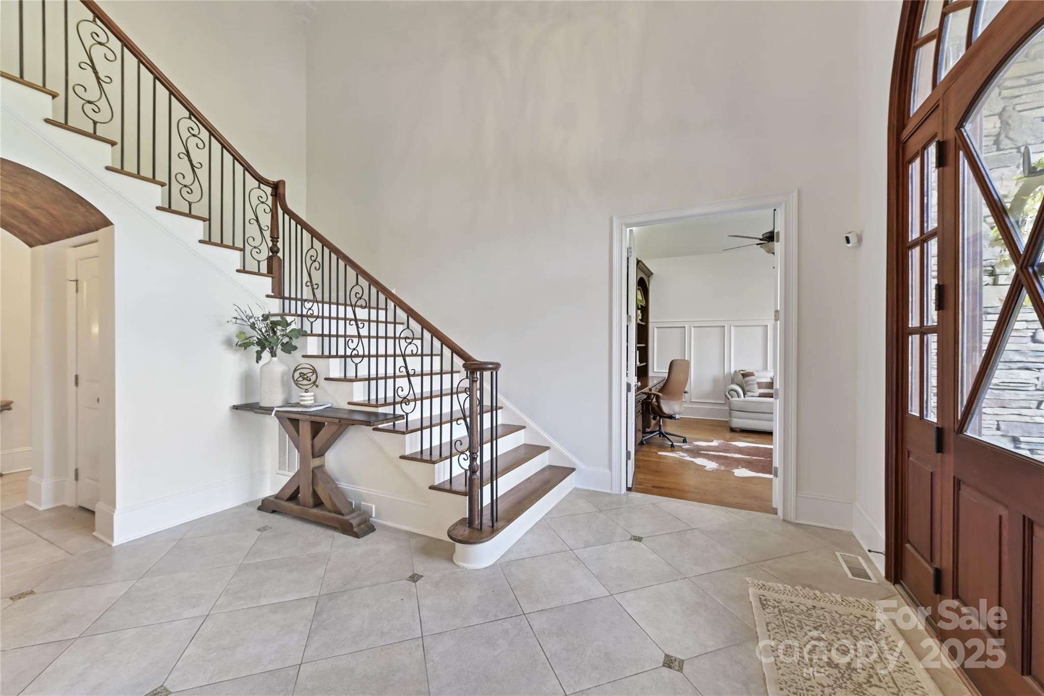 7295 Three Sisters Lane