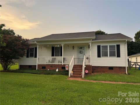 Photo of 34295 Springdale Drive, New London, NC 28127 (MLS # 4413292)