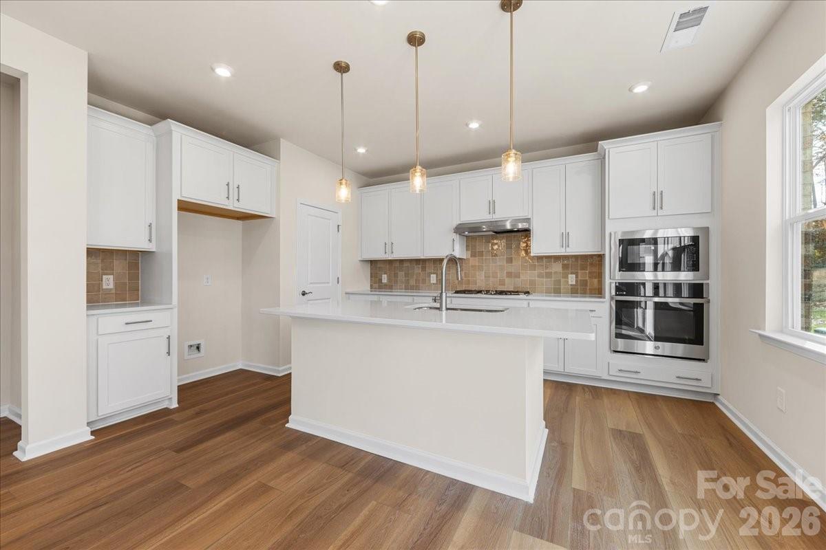 8233 Franklin Trail Street