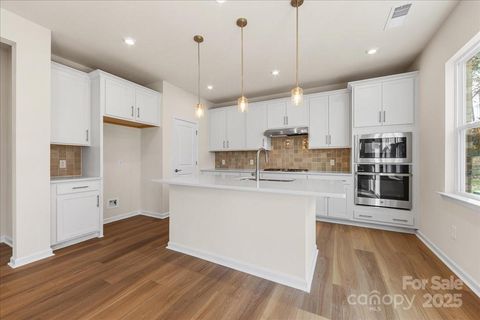 8233 Franklin Trail Street Mint Hill NC 28227