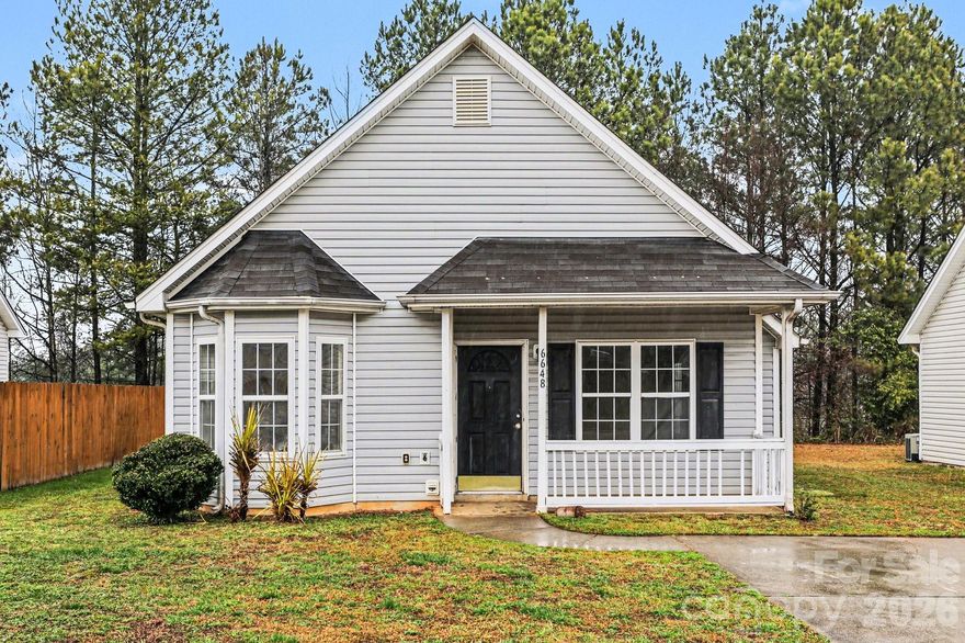 This home offers a functional layout with solid construction and great potential for personalization. Spacious living areas, generously sized bedrooms, and abundant natural light create a strong foundation to make it your own. With convenient access to major highways, shopping, dining, and employment centers, the location adds to the home’s appeal. A great opportunity for buyers looking to add their own updates and style in an established Charlotte area