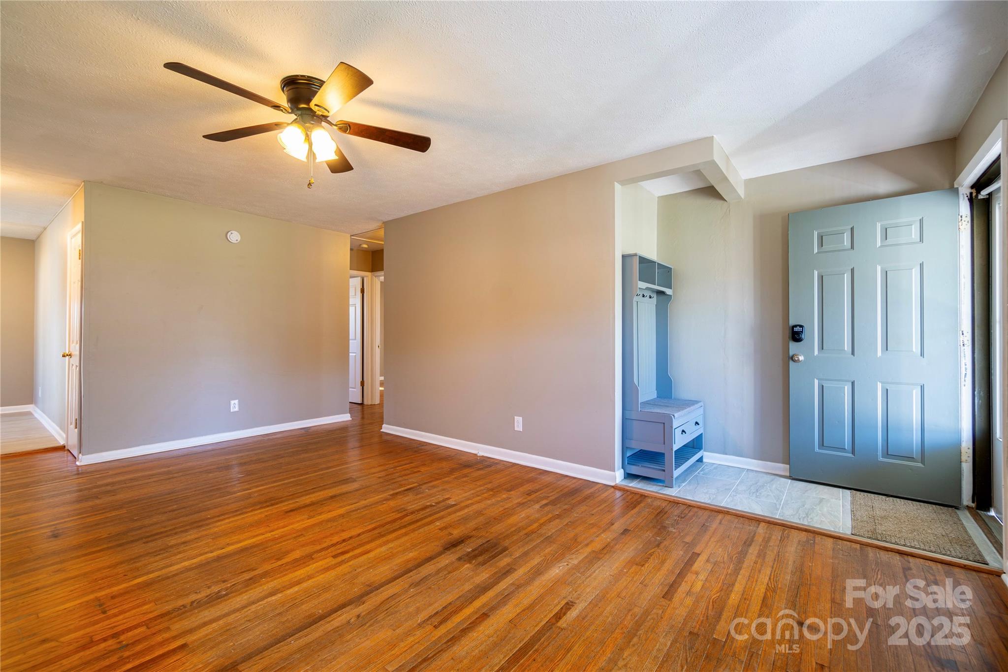 15 Oak Leaf Lane