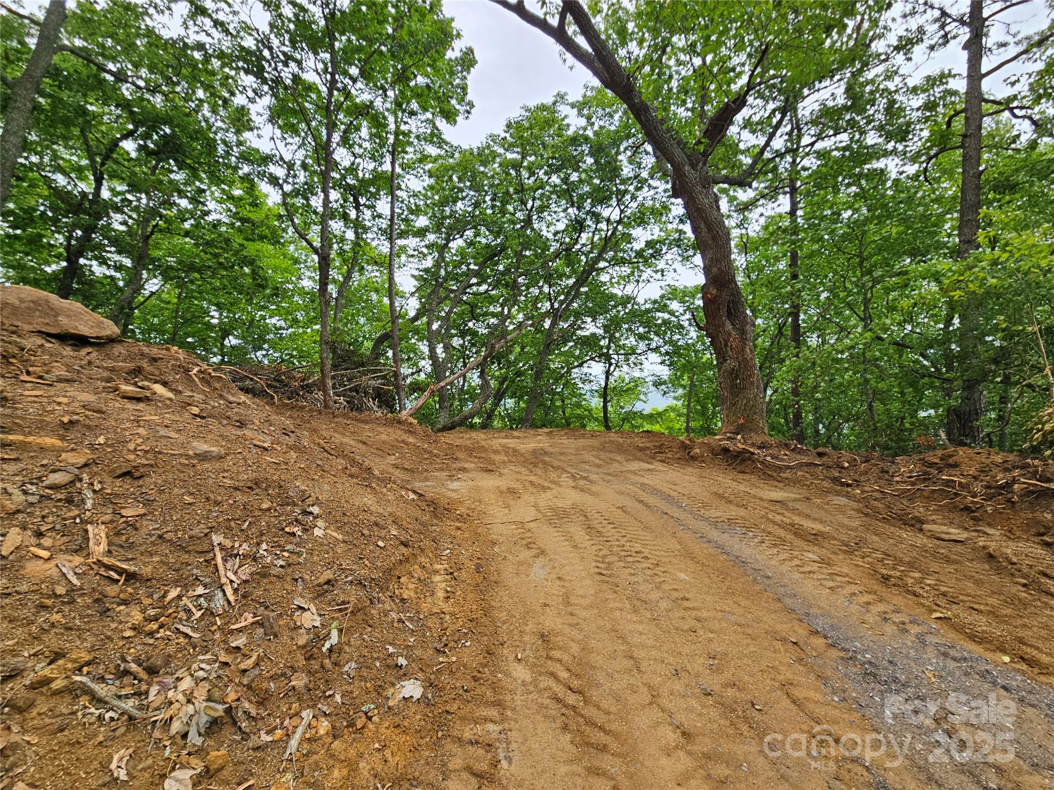 00 Laurel Ridge Road