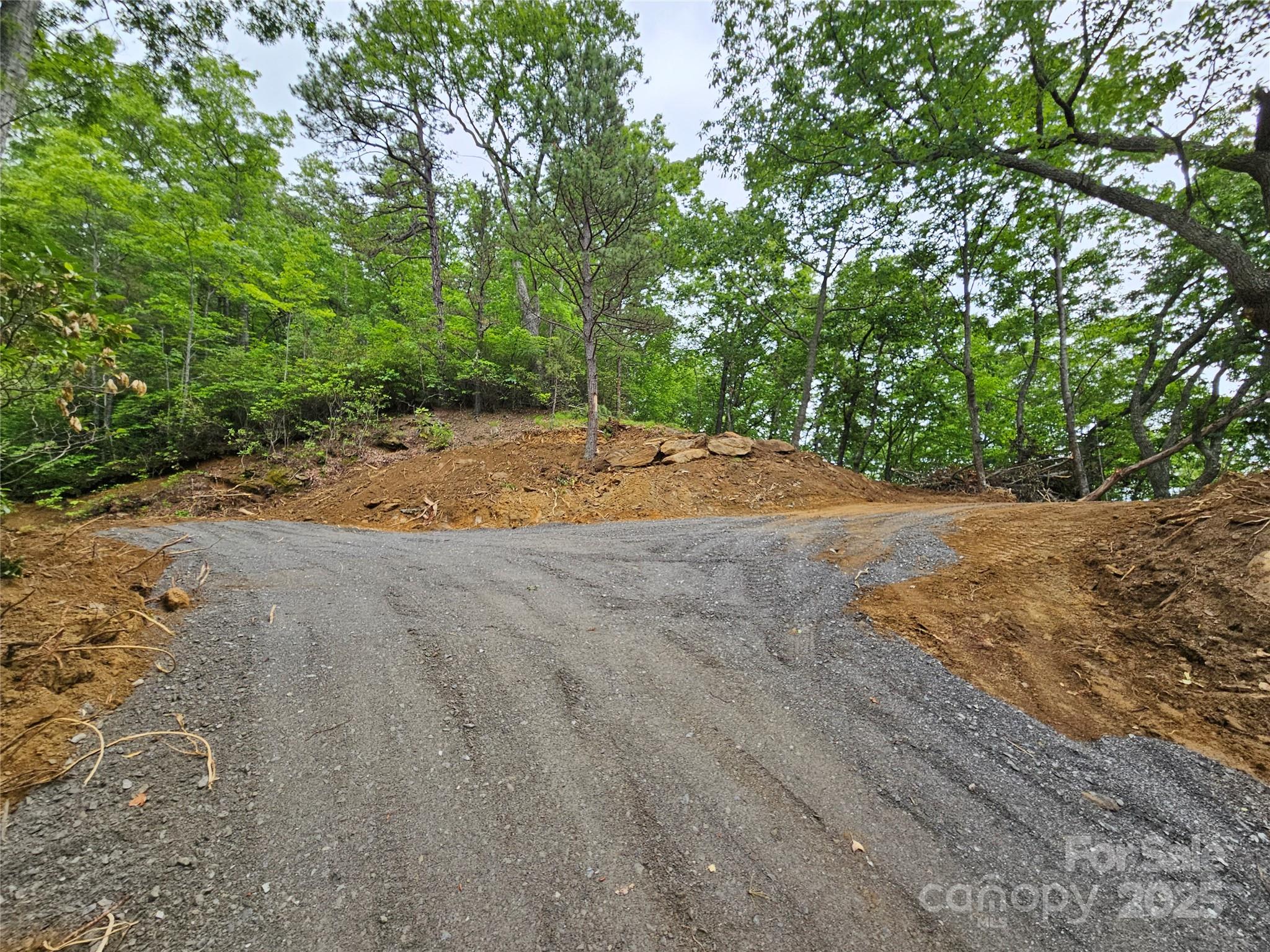 00 Laurel Ridge Road